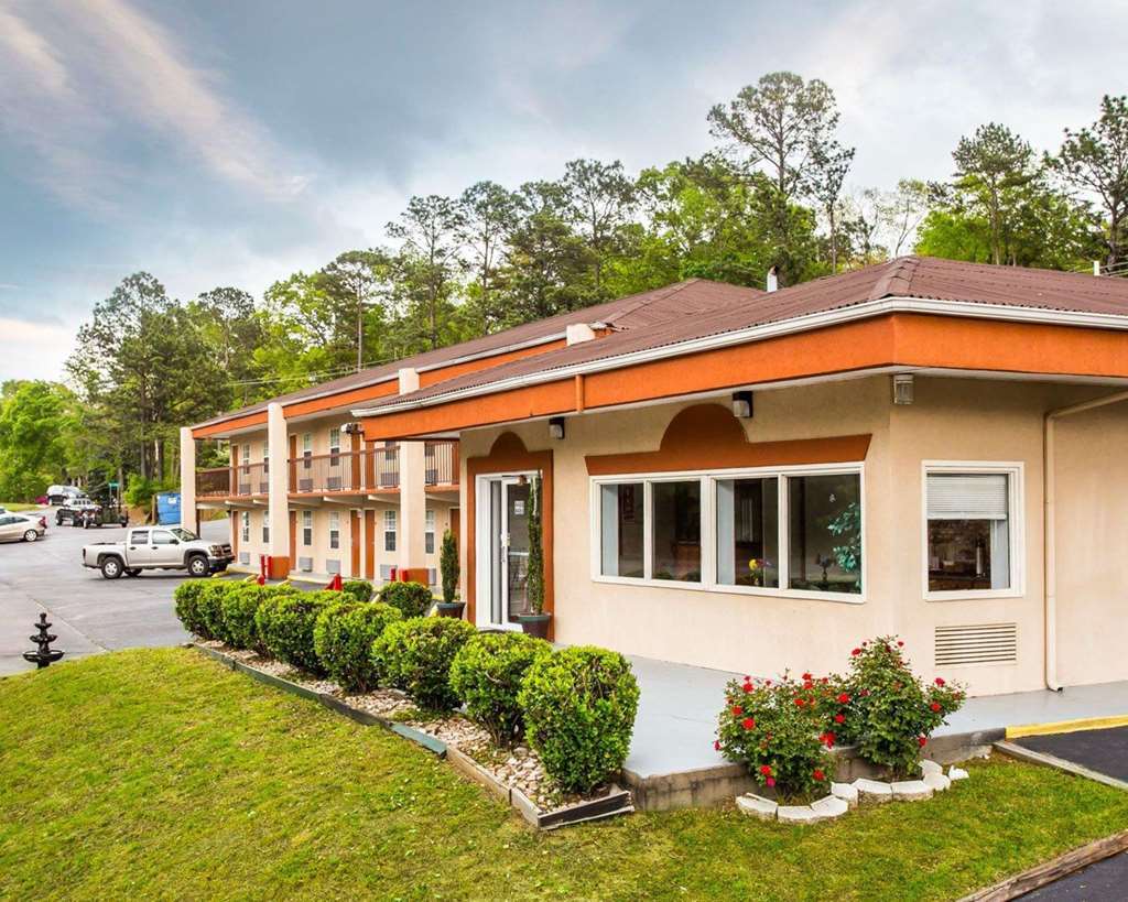 Econo Lodge Fort Jackson Columbia Exterior photo